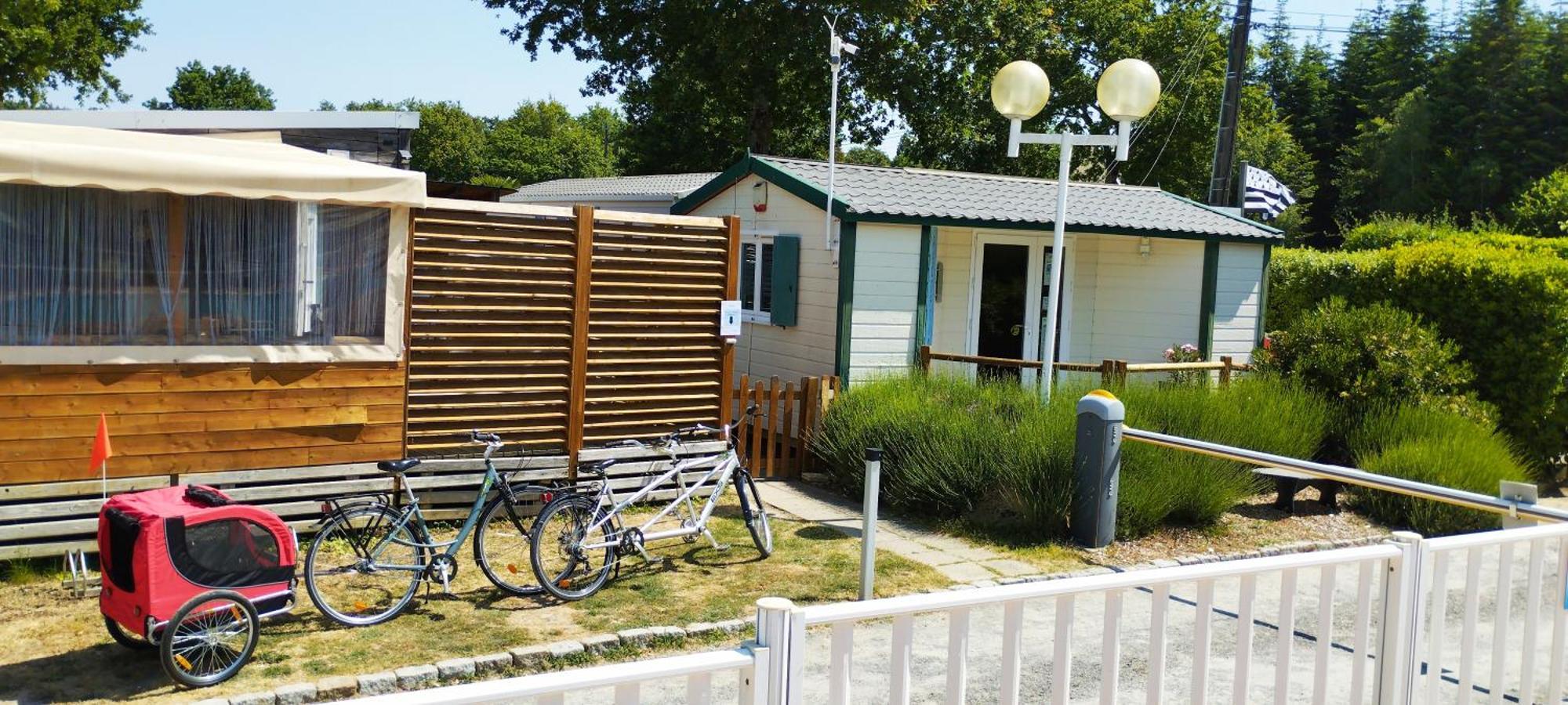 Cabane Randonneurs Camoël Buitenkant foto